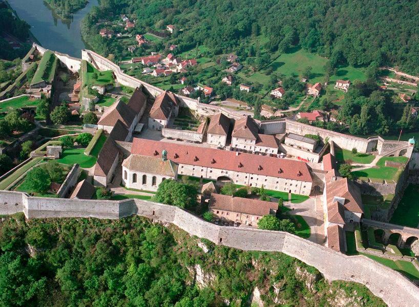 Doubs Hotel - Besancon Ecole Valentin Miserey-Salines Zewnętrze zdjęcie